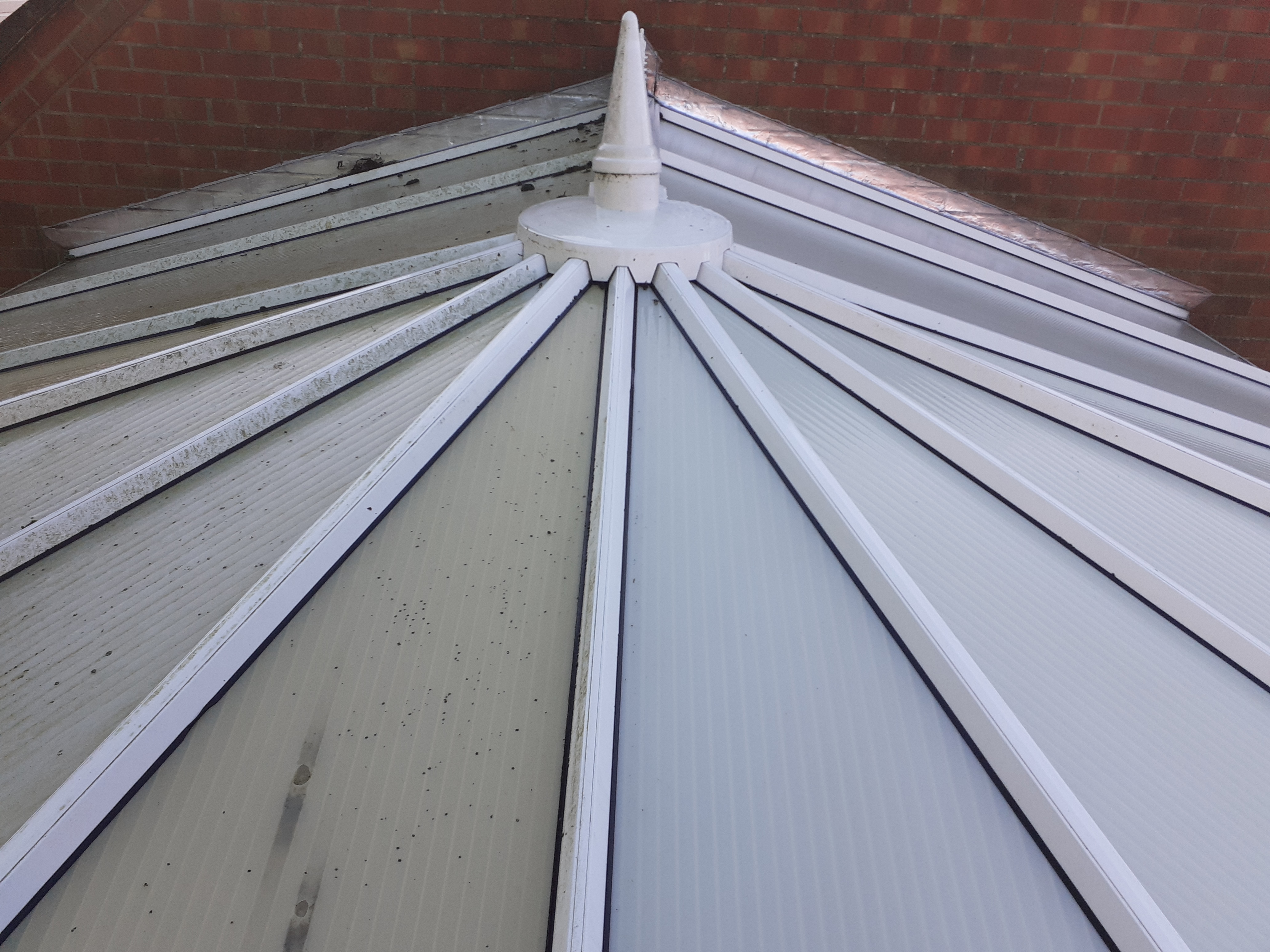 Before and After - Conservatory Roof Cleaning
